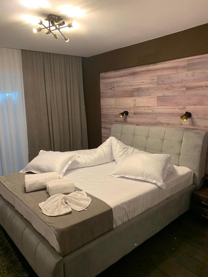 Doftana Apartaments Teşila エクステリア 写真