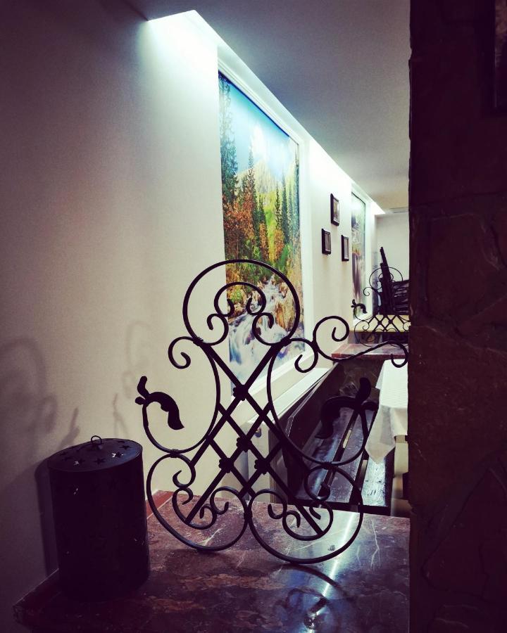 Doftana Apartaments Teşila エクステリア 写真