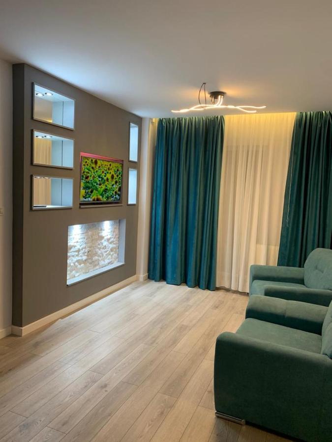 Doftana Apartaments Teşila エクステリア 写真