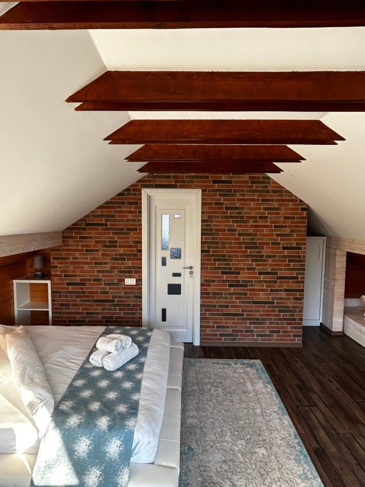 Doftana Apartaments Teşila エクステリア 写真
